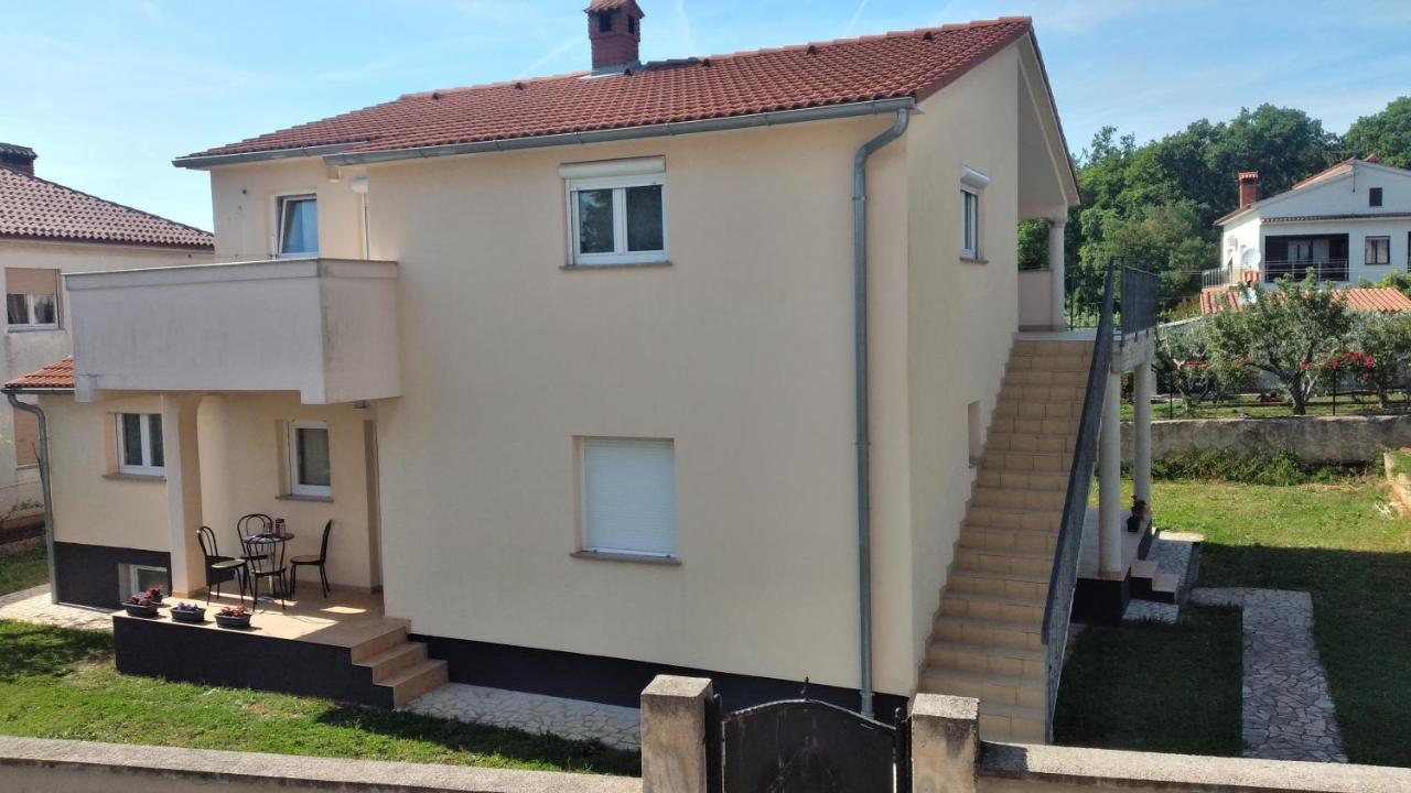 Apartman Ana Pula Exterior foto